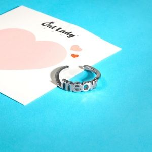 CATLADYBOX meow block letter ring